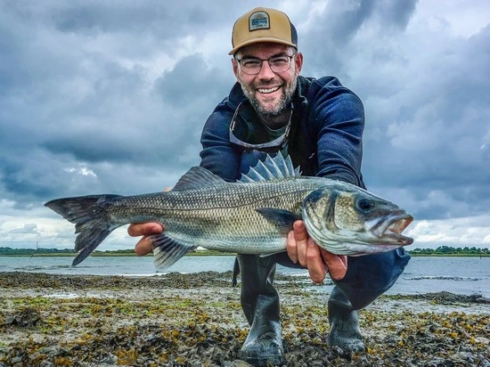 Gavin Lebreton guide de pêche côtière du bar, Morbihan Bretagne